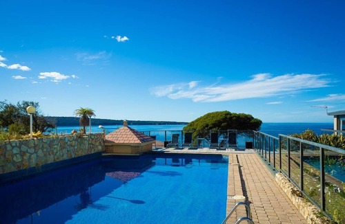 Eden Villa | Eagle Heights: Balcony Unit (Unit 5)