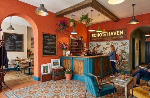 Udyog Vihar House | Echo's Haven
