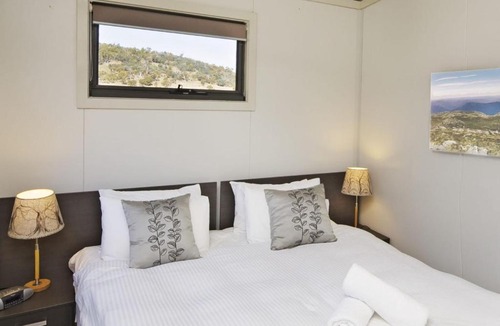 Crackenback House | Ecocrackenback Luxe Chalet 19