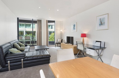 Geelong Apartment | Edgewater 108