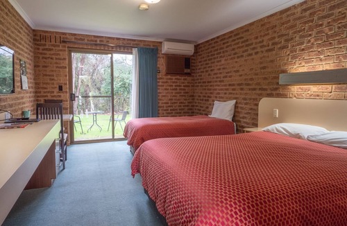 Eildon Hotel | Eildon Parkview Motor Inn. Room 7