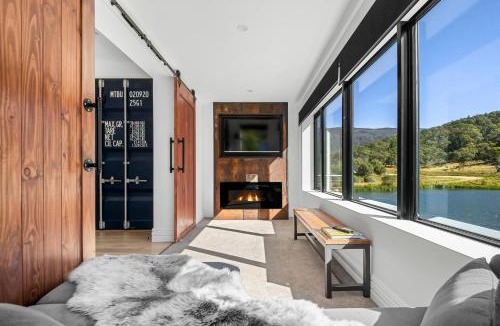 Crackenback House | Elbert at Lake Crackenback Resort