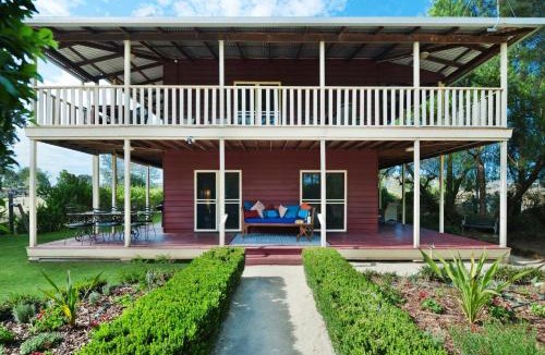 Elderslie House | Elderslie House - Stunning Country House