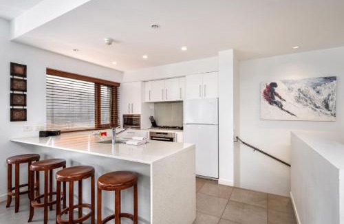 Thredbo Apartment | Elevation 7