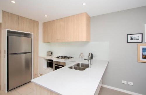 Hamilton Apartment | Elite elegance 2BR Hamilton Apartment with Parking