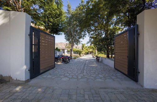 Udaipur District Villa | ELIVAAS Cows & Cuddles 4 BHK