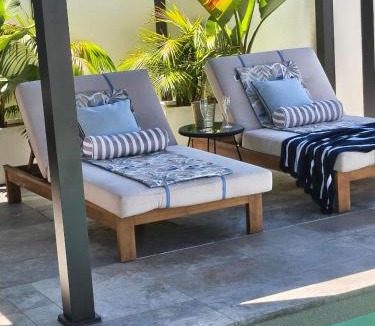 Coffs Harbour House | Ellie's Holiday Escape - Pool, Romantic, Fireplace
