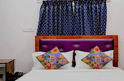 Thousand Lights Hotel | Embassy Gate Residency