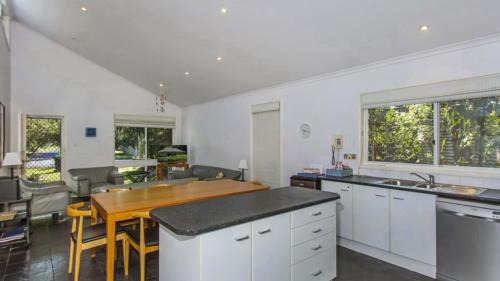 Pearl Beach House | Endless Summers - Pearl Beach