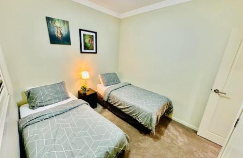 Middleton Grange House | Entire 4 Bed Rooms Sanctuary