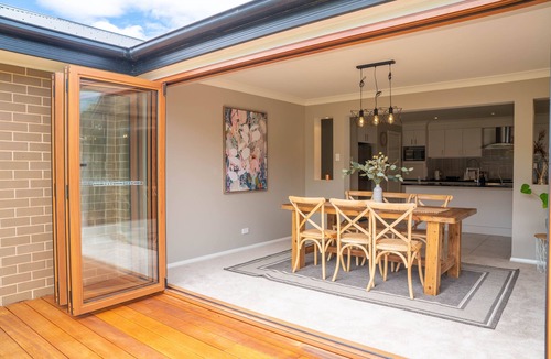 Calare House | Entire residence - Country living to its finest!