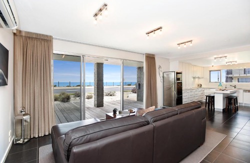 Aldinga Beach House | Esplanade Escape