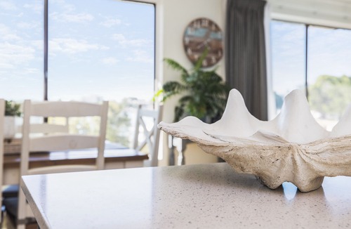 Forster Apartment | EUTOPIA. WATERFRONT. RETREAT.