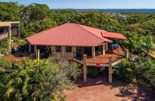 Rainbow Beach House | Everything you need for relaxation