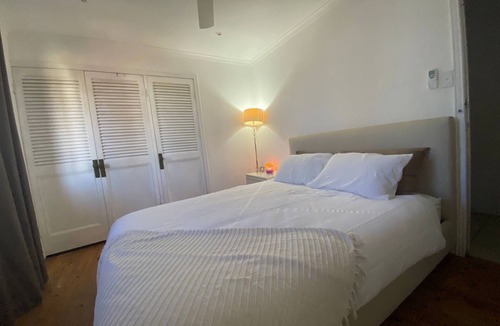 Surfers Paradise Bed & Breakfast | Exclusive Sunrise Room