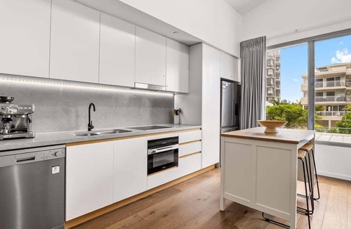 Maroochydore Resort | Executive 1 Bed Beachside Getaway - 2nd Floor