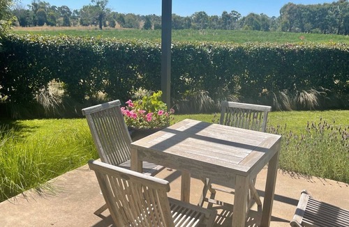 Lucknow Cottage | ‘Exeter Cottage' - Your Private Country Oasis’