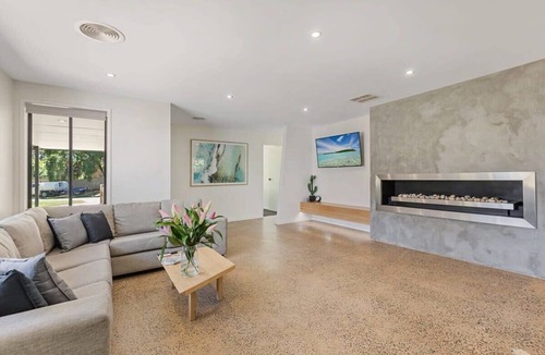 Kennington House | Explore Bendigo: Family Base on Boat Street