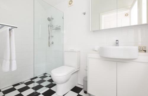 Lewisham Apartment | Explore Sydney Staying in Perfect Located Studio