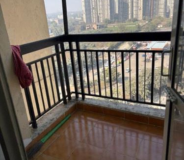 Noida Apartment | Express view homes