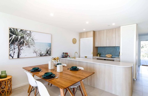 Batemans Bay Apartment | Exquisite 1-Bed Apartment with Bay Views