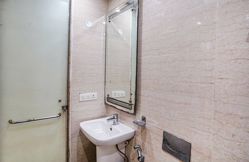 Vasundhara Hotel | Fabexpress Vasundhara Suits