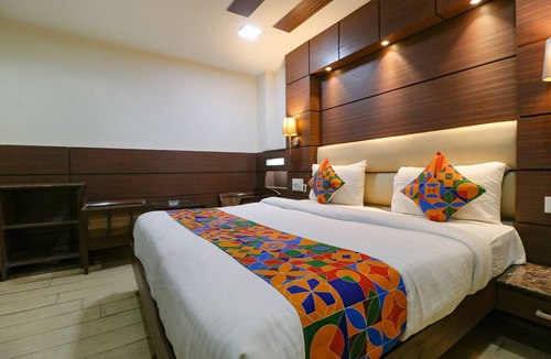 East of Kailash Hotel | Fabhotel Admire Suites