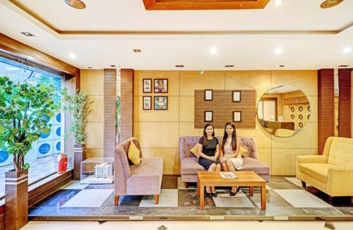 Kolkata Hotel | FabHotel Azure Sky