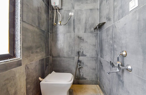Surat Hotel | Fabhotel Code