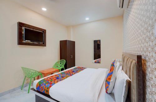Kanpur Hotel | FabHotel Crystal Zee