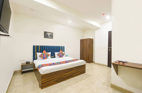 Karol Bagh Hotel | Fabhotel Fortune Residency - Nr Sarai Rohilla Railway Station