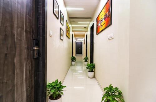 Kurla West Hotel | FabHotel Grand Heritage - Nr BKC