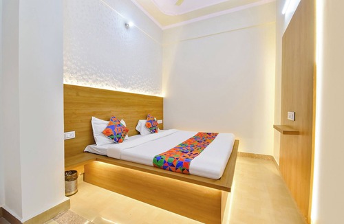 Vaishali Nagar Hotel | Fabhotel Hans