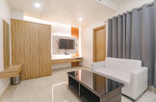 Gomti Nagar Hotel | Fabhotel Impact