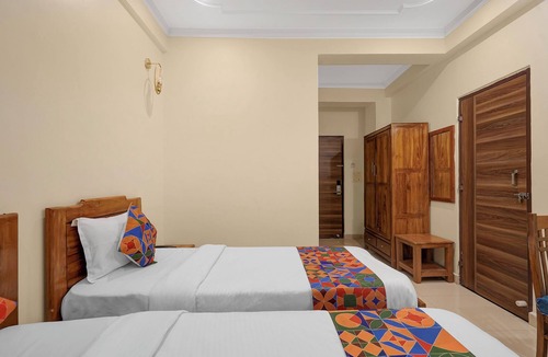Varanasi Hotel | FabHotel Marine - infront of Trade Facility centre