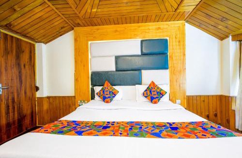 Manali Villa | FabHotel Mountain View Cottage