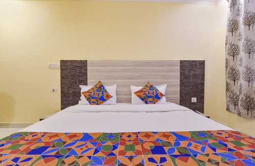 Landour Hotel | FabHotel Mountain View
