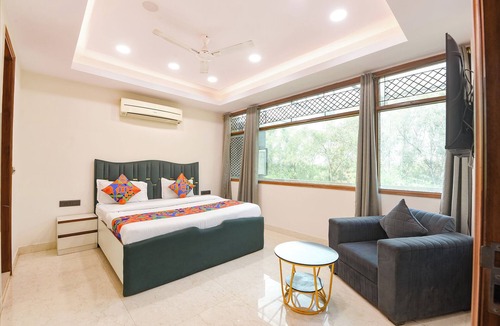 Pashim Vihar Hotel | Fabhotel Park View