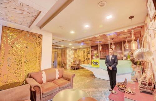 Bhubaneshwar Hotel | FabHotel Prime Middleton - Nr Niladri Vihar Square