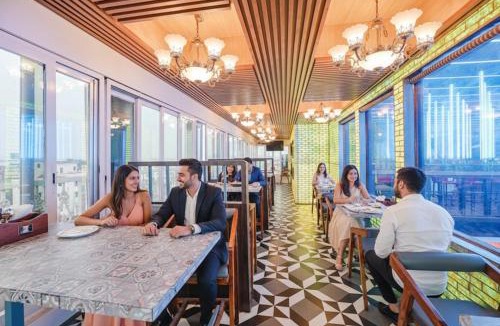 Bhubaneshwar Hotel | FabHotel Prime Middleton - Nr Niladri Vihar Square
