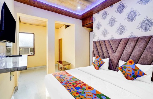 Kanpur Hotel | Fabhotel Ratraksh