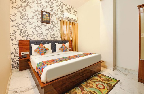 Dehradun Hotel | Fabhotel Rudra