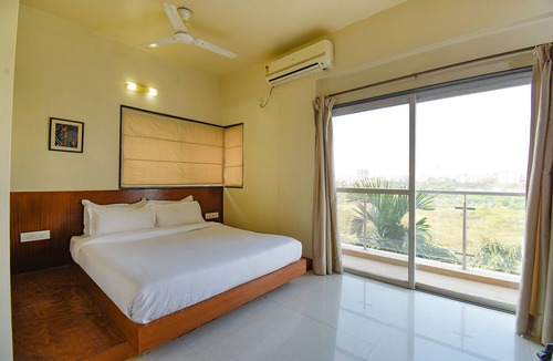 Kharadi Hotel | FabHotel Sky Vista Inn