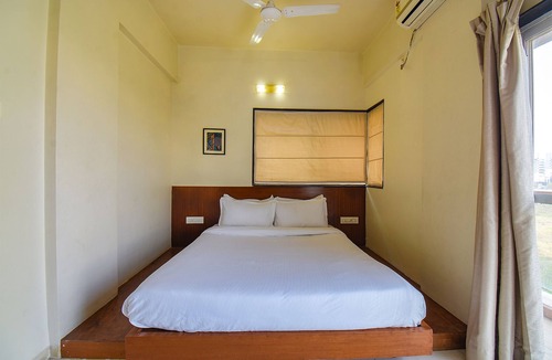 Kharadi Hotel | FabHotel Sky Vista Inn