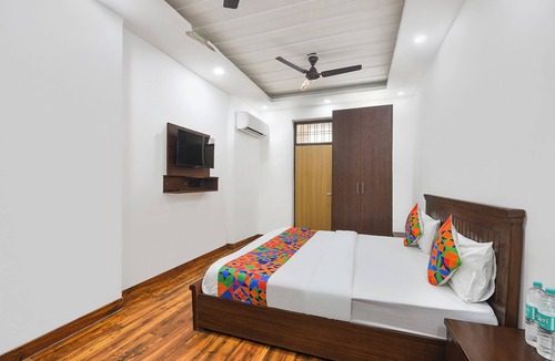 Faridabad Hotel | Fabhotel The Dream Inn