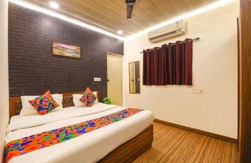 New Delhi Hotel | FabHotel Z Heart