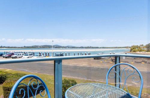 Tuncurry Apartment | Fairholme 8