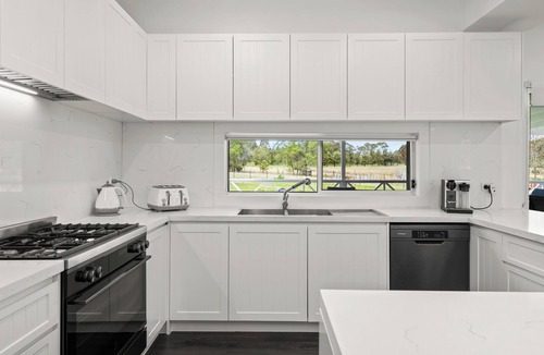 Falls Creek House | Farm stay in Falls Creek