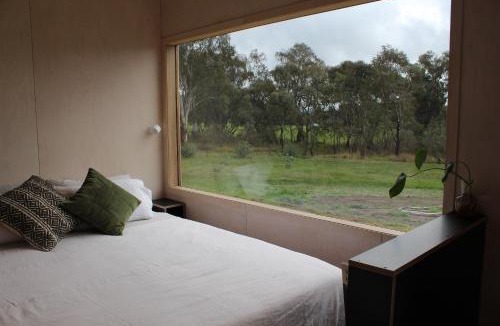 Wooragee Apartment | Farm Stay Wooragee