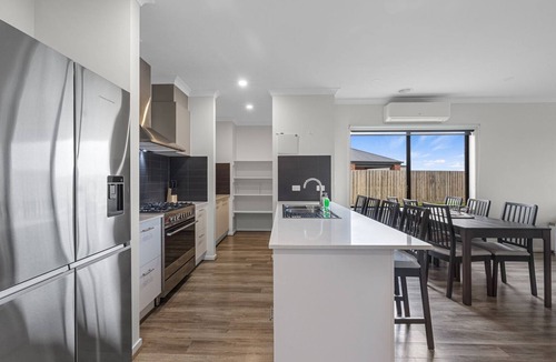 North Wonthaggi House | Fault Getaway - Linen Included